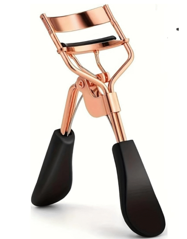 Eyelash Curler Rose Gold Designed for No Pinching or Pulling Just Dramatically Curled Eyelashes & Lash Line in SecondsEyelash Curler Rose Gold Designed for No Pinching or Pulling Just Dramatically Curled Eyelashes & Lash Line in Seconds